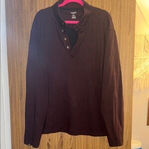 Never Tuck Classic Fit